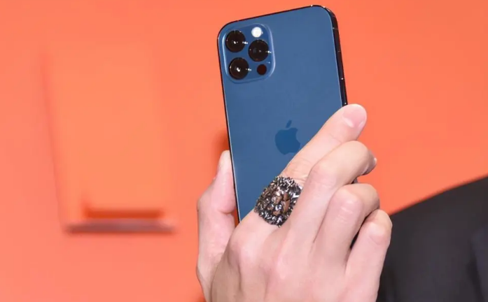 索县苹果手机维修分享iPhone12系列重启方法教程 